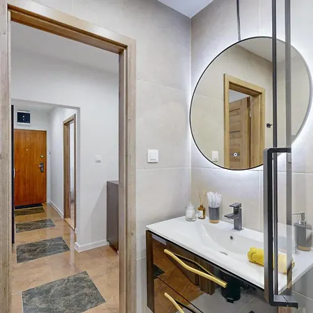 Apartment Flexihome Sk - Jantarova - 65m2 - 2 Bedroom - Garage Parking *
